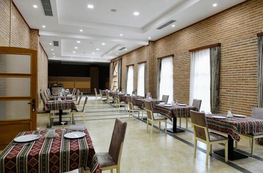 Karvansaray Sah Abbas 호텔 간자 외부 사진